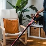 Aspirateur balai
